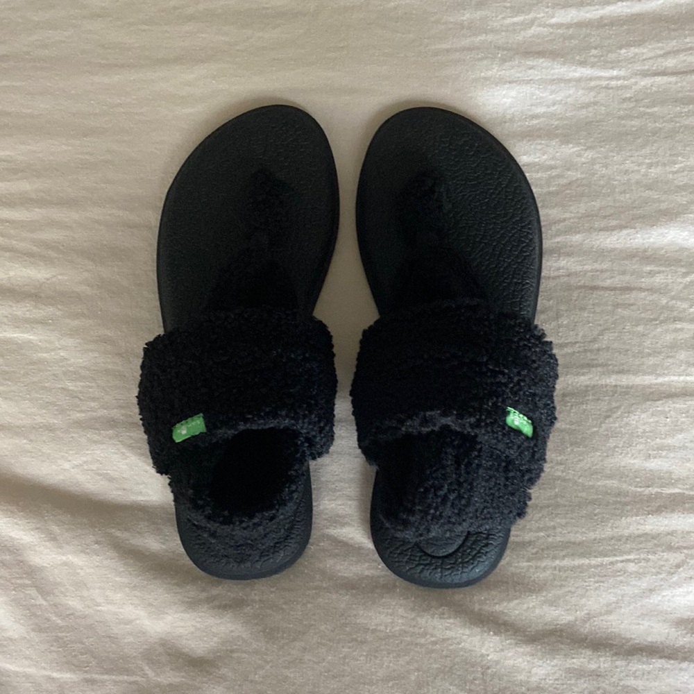 Sanuk Sherpa yoga mat thongs flip flops sandals